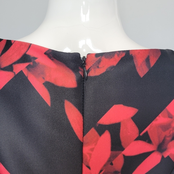 Karl Lagerfeld Neoprene Ruched Dress, VGUC, Size 10 - Picture 6 of 8